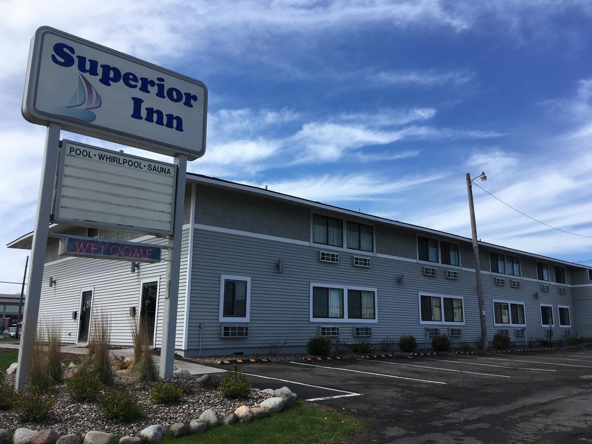 Superior Inn Esterno foto